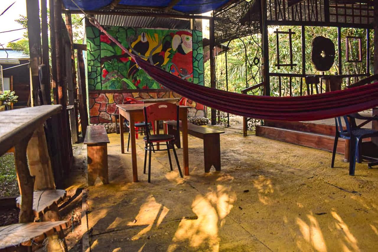 Hostal Cano Nevera Ла-Макарена Экстерьер фото