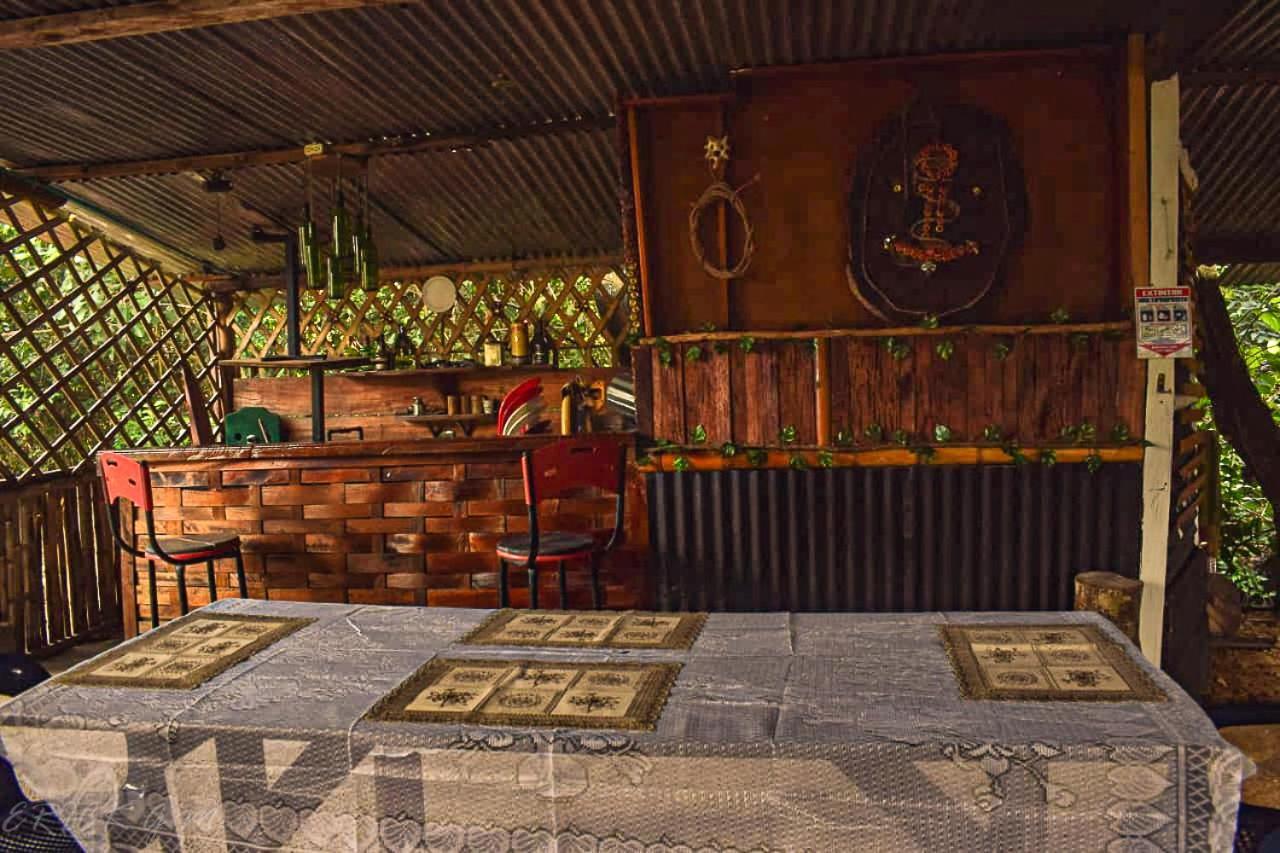 Hostal Cano Nevera Ла-Макарена Экстерьер фото