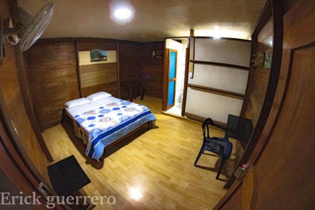 Hostal Cano Nevera Ла-Макарена Экстерьер фото