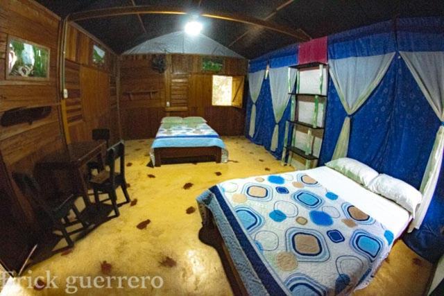 Hostal Cano Nevera Ла-Макарена Экстерьер фото